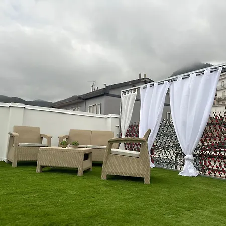 Umbertos Guest house *